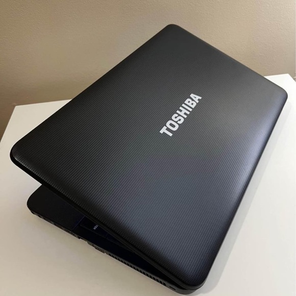 Lenovo satellite laptops - Picture 2 of 2